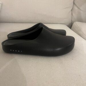 Marni Men’s Black Leather Fussbett Sabot - Size 11